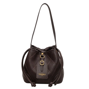 Sac seau rétro marron foncé avec motif matelassé et bandoulière réglable