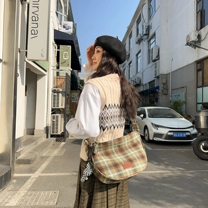 Sac hobo vintage à carreaux pour femmes, style campus chic pour la saison d'automne
