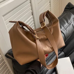 Large Capacity PU Leather Hobo Bag For Women Fashion Lychee Grain Shoulder Bag Minimalist Commuting Tote Bag With Adjustable Strap