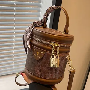 Petit Sac Seau Cylindrique Mode Femme en Similicuir PU Denim Sac Bandoulière Avec Poignée Foulard en Satin