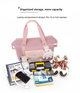 Rosa Reisetasche mit Laptopfach für 15,6 Zoll Computer und großem Stauraum