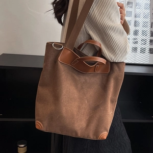 Bolso tote vintage de lona marrón de gran capacidad con asas de cuero y correa ancha