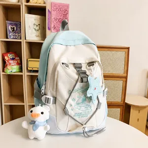 Mochila Casual de Estilo Japonés para Mujeres Niñas Estampado de Astronauta Universo Bolso Escolar Nailon Impermeable Mochila de Viaje Con Colgantes