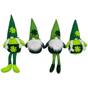 Lot de 4 nains de la Saint-Patrick verts avec trèfles et chapeaux tricotés pour décor