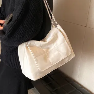 Women Vintage Quilted Shoulder Bag Matte PU Leather Large Capacity Tote Bag Metal Chain Strap Casual Commuter Handbag