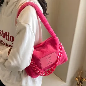 Women Plush Tote Bag Large Capacity Faux Fur Shoulder Bag With Plastic Chain Y2K Streetwear Winter Commuting Handbag