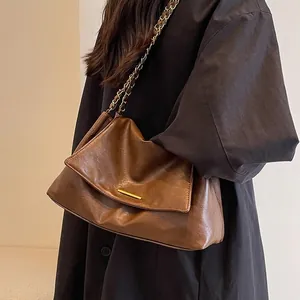 Grand Sac à Épaule Vintage en Cuir PU Chaîne Rétro Sac Bandoulière Cabas Mode Sac à Main de Navette pour Femmes