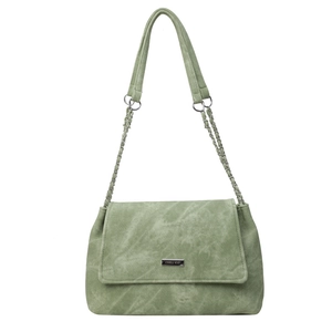 Minimalistische hellgrüne Cord-Schultertasche mit eleganter Metallketten-Riemenoptik