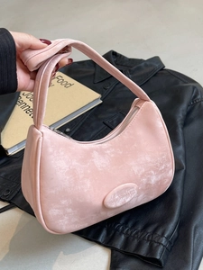 Borsa sottobraccio a mezzaluna rosa minimalista da donna con logo CHERIMATE a sbalzo