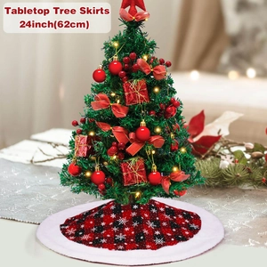 24-inch kerstboomrok met rood-zwart ruitpatroon, pluche rand en witte sneeuwvlokken decoratie
