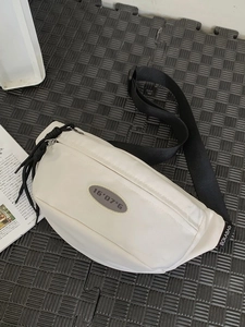 Sac de Poitrine Décontracté en Nylon Homme Femme Sac Banane Sport Léger Sangle Réglable Streetwear Sac Bandoulière