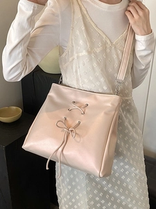 Balletcore light pink shoulder bag with bow detail and lace style strap for women