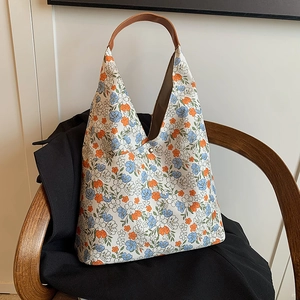 Women Vintage Floral Butterfly Embroidery Tote Bag Large Capacity Textured Fringed Shoulder Bag Casual Canvas Handbag