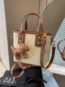 Niche Fashion Butterfly Embossed PU Leather Bucket Bag For Women Trendy Handbag Adjustable Strap Crossbody Bag Casual Daily Purse