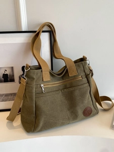 Grand sac fourre-tout en toile vert armée avec bandoulières kaki pour le quotidien