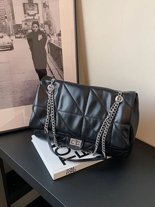 Women Large Quilted Underarm Bag PU Leather Rhombic Chain Shoulder Bag With Turn Lock Urban Fashion Versatile Commuting Handbag