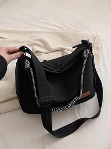 Grand sac cabas noir en toile avec bandoulière en corde tressée noire et blanche