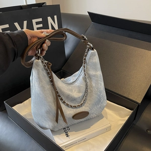 Women Large Capacity Denim Hobo Bag Contrast Color Shoulder Bag With Metal Chain Casual Commuting Urban Minimalist Tote Bag
