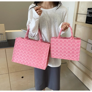 Roze Chinese bruiloft draagtassen in groot en medium met XI-karakter jacquard