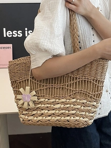 Γυναικεία Τσάντα Tote από Άχυρο Μεγάλης Χωρητικότητας Γαλλικό Ποιμενικό Στυλ Διάτρητη Χειροποίητη Τσάντα Ώμου Με Γούρι Λουλούδι Πεταλούδα Τσάντα Παραλίας