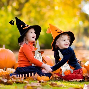 Halloween faceless gnome plush ornaments with pumpkins for festive home decoration