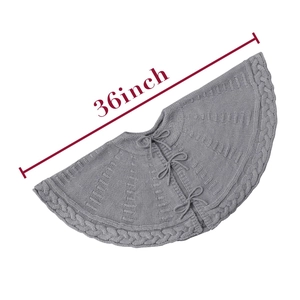 Falda de árbol de Navidad gris de 36 pulgadas con borde trenzado y lazos decorativos