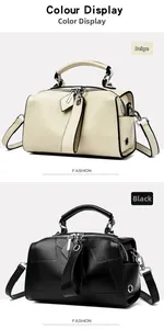 Details der Boston-Handtaschen in Beige und Schwarz mit strukturierter Lederoptik