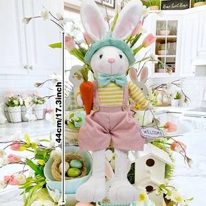 Lapin de Pâques en peluche avec carotte et panneau de bienvenue pour décor de fête 44cm
