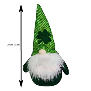Detail showing St. Patrick's Day gnome height dimensions at 26cm with green clover hat