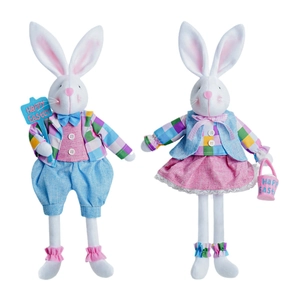 Paire de lapins de Pâques en peluche avec pancartes Happy Easter et habits festifs