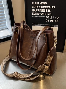 Borsa Tote Vintage Grande Capacità in Pelle PU Retrò Pendolare a Tracolla Con Tracolla Larga Intrecciata Borsa a Mano per Donna Ufficio