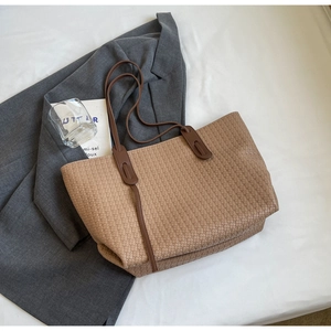 Women Woven PU Leather Tote Bag Large Capacity Minimalist Woven Texture Shoulder Bag Casual Daily Commute Handbag