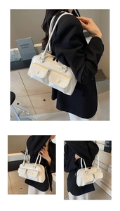 Détails du sac sous l'aisselle blanc crème en cuir PU brillant avec poches à rabat