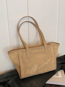 Grand sac cabas en paille pour femme avec finitions cuir et bandoulière pour plage d'été