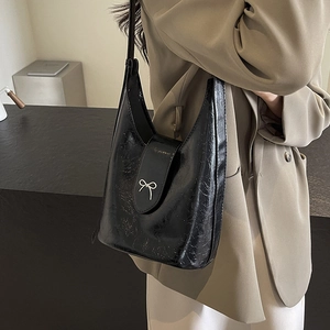 Fashion Bow Glossy PU Leather Bucket Bag For Women Niche Design Shoulder Crossbody Bag Shiny Chic Daily Handbag Purse
