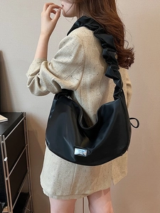 Grand Sac à Épaule en PU Plissé Sac Hobo Mode Sac Dumpling Bandoulière pour Femmes Fourre-Tout Quotidien