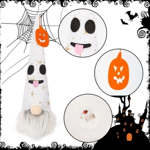 Détails du gnome d'Halloween lumineux montrant le boîtier de piles et le chapeau étoilé
