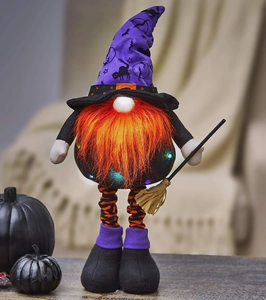 Gnomo di Halloween con corpo LED, cappello da strega viola, barba arancione e mini scopa
