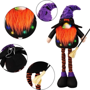 Gnomo di Halloween luminoso con cappello viola, barba arancione e scopa di paglia decorativa