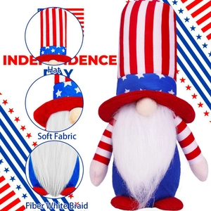 Gnomo de peluche del Día de la Independencia con rayas, estrellas y barba de fibra