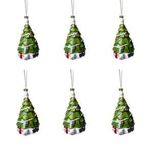 Detalle de 6 adornos de árbol de Navidad verdes con motivos de nieve y base de regalo