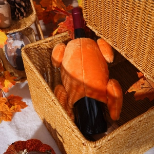 Pluche kalkoen wijnfleshoes voor Thanksgiving diner tafeldecoratie met esdoornblad