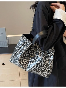 Women Leopard Print Tote Bag PU Leather Large Capacity Chain Strap Fashion Shoulder Bag Casual Travel Handbag Daily Purse