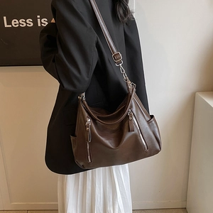 Brown vintage large capacity PU leather hobo shoulder bag with silver chain strap