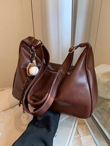 Retro dark brown large capacity faux leather tote bag with baseball charm for daily wear