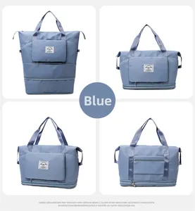 Vues détaillées du sac de voyage bleu imperméable avec fond extensible et logo