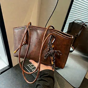 Women Large Capacity Tote Bag PU Leather Commuter Shoulder Bag Vintage Minimalist Handbag With Knot Charm Office Daily