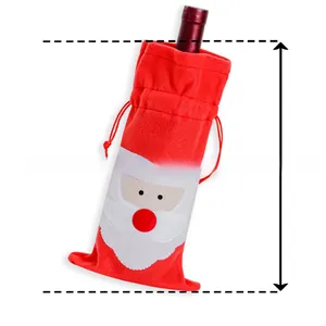 Detailansicht der Weihnachtsmann-Weinflaschenhülle mit Kordelzug und 30 cm Größenangabe