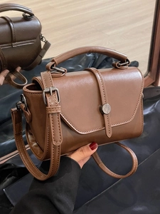 Women Retro PU Leather Small Square Bag Vintage Minimalist Crossbody Bag With Top Handle Metal Buckle Flip Cover Handbag