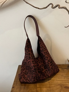 Vintage Leopard Print Large Capacity Tote Bag For Women PU Leather Fabric Shoulder Bag Casual Fashion Commuter Handbag